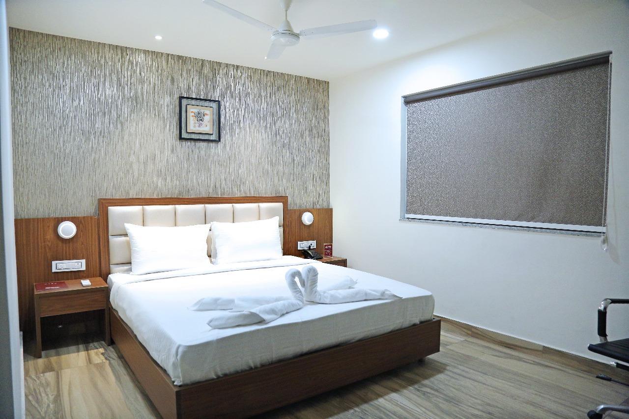 Hotel Shubham Celebrations ハイデラバード エクステリア 写真