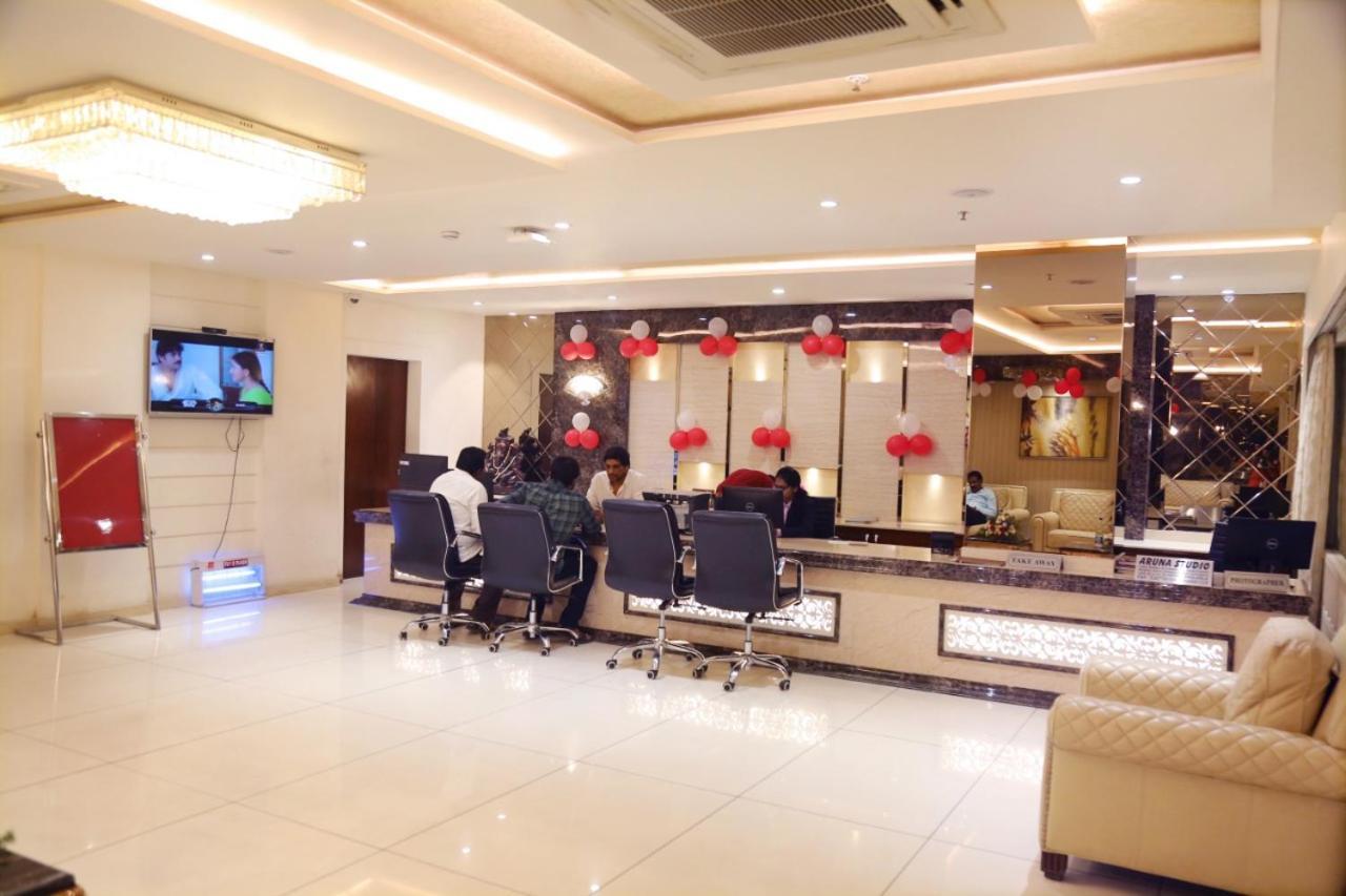 Hotel Shubham Celebrations ハイデラバード エクステリア 写真
