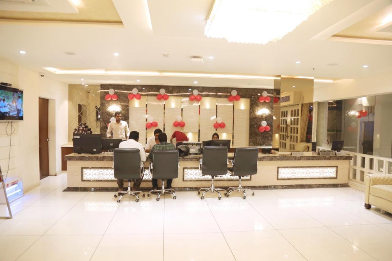 Hotel Shubham Celebrations ハイデラバード エクステリア 写真